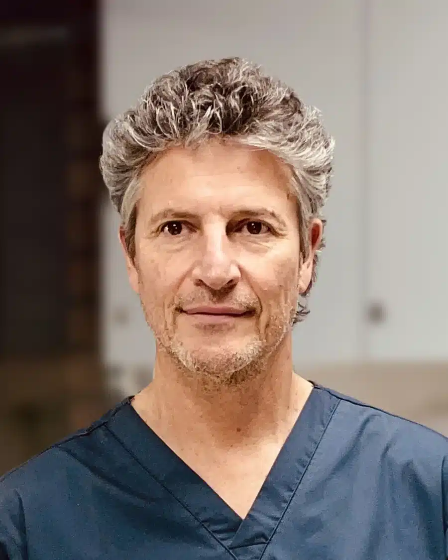 Dr. Mario Tapia Munizaga, director de SkinAtelier
